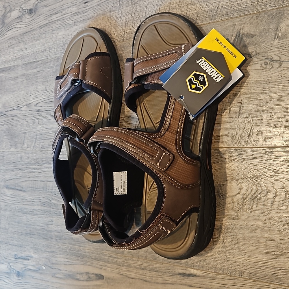 Khombu Men's size 13 Velcro Sandles New With Tags - Picture 3 of 8